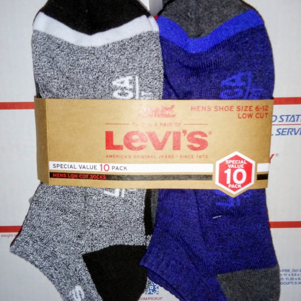 NWT Mens Levis 10 Pairs Low Cut Socks Multi Color